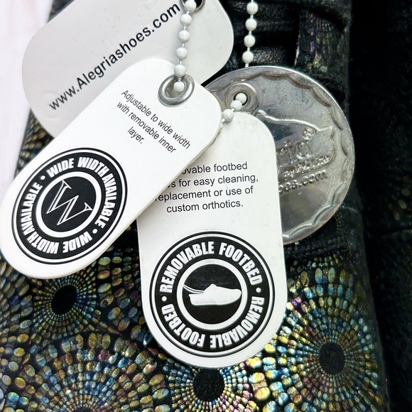 Alegria Metallic Shiny Printed Lace Up Leather Sneakers Black NWT Size 7 - Picture 9 of 13